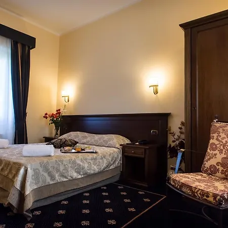 Antica Stazione Hotel 3*